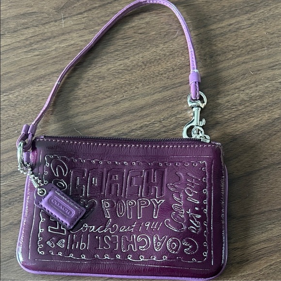Coach Poppy Purple Wristlet - Picture 1 of 4